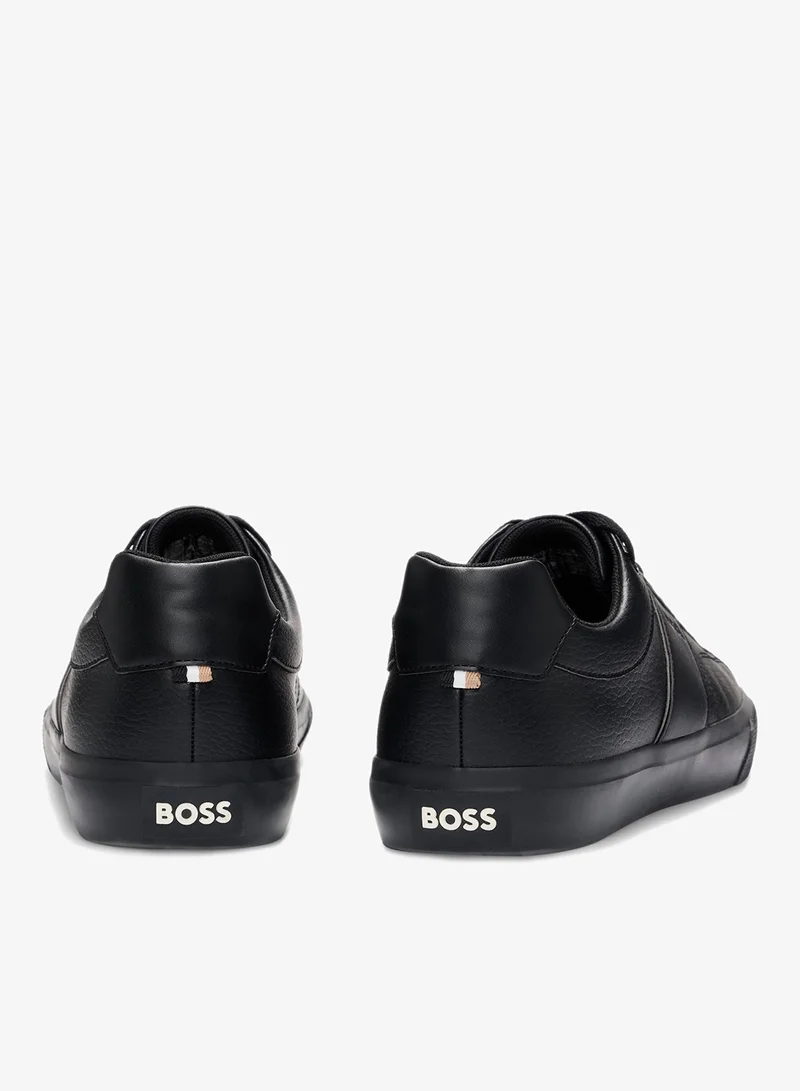 بوس أحذية رياضية جلد صناعي بنقوش سادة ومحببة